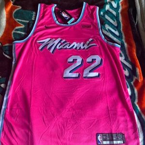 💥Beautiful Nike Miami Heat jersey size Large💥